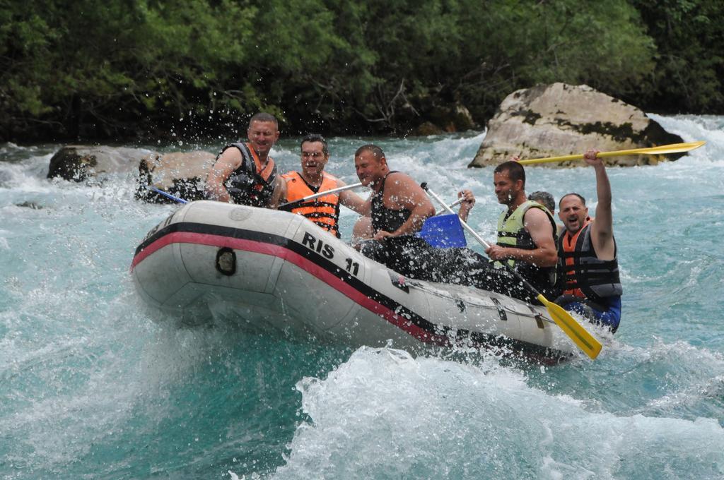 Отель Rafting Camp Tara 87 Hum Экстерьер фото